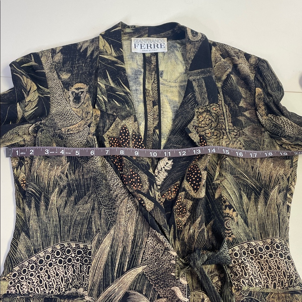 Gianfranco Ferre Lightweight Cardigan Sz M - Picture 7 of 10